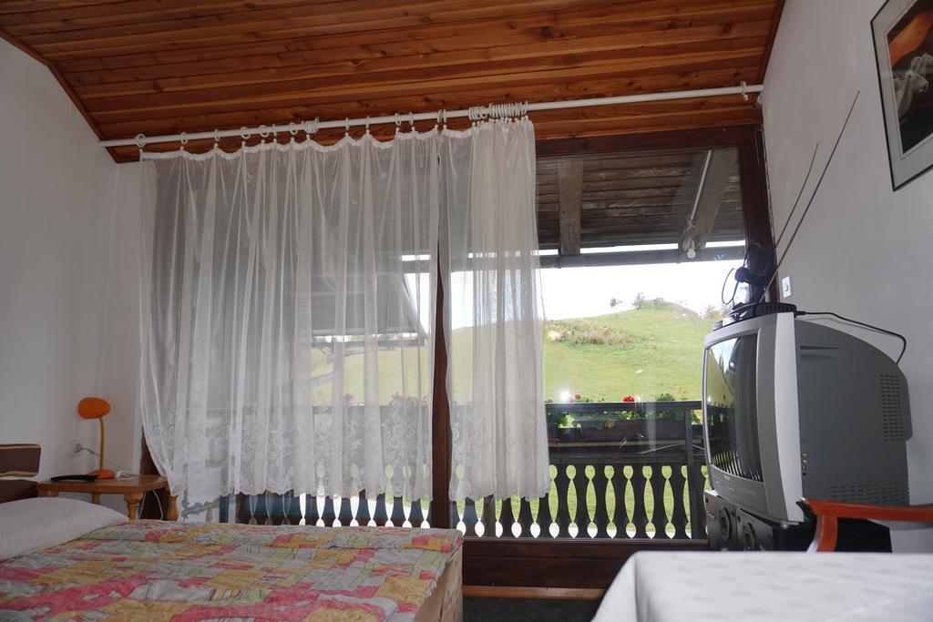 Guest House Beli Kamen Vojsko Ngoại thất bức ảnh