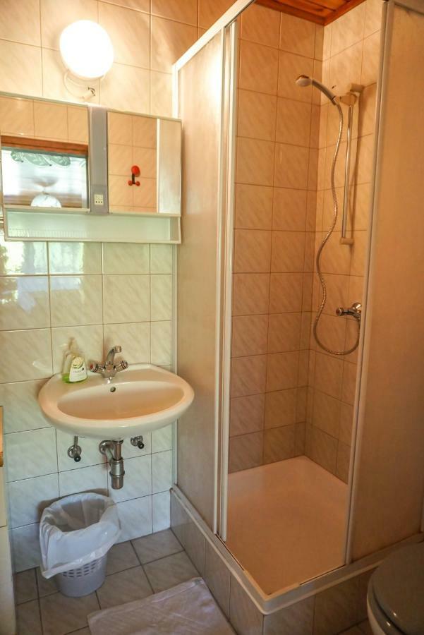 Guest House Beli Kamen Vojsko Ngoại thất bức ảnh